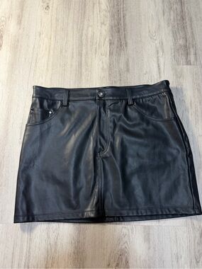 Guess Black Faux Leather Mini Skirt